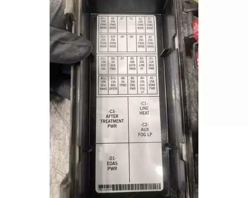 KENWORTH T800 Fuse Box