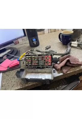 KENWORTH T800 Fuse Box