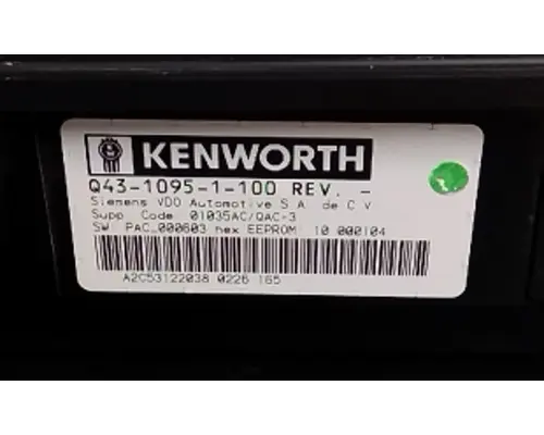 KENWORTH T800 GAUGE CLUSTER