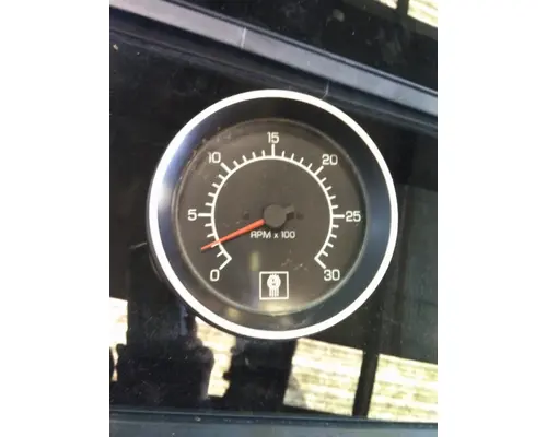 KENWORTH T800 GAUGE TACHOMETER