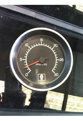 KENWORTH T800 GAUGE TACHOMETER