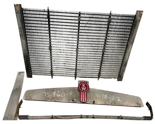 KENWORTH T800 Grille