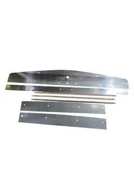 KENWORTH T800 Grille