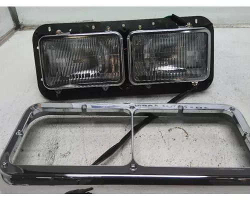 KENWORTH T800 HEADLAMP ASSEMBLY