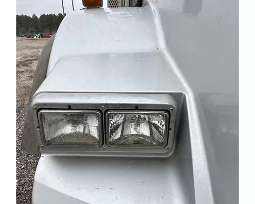 KENWORTH T800 Headlamp Assembly