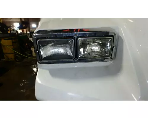 KENWORTH T800 Headlamp Assembly