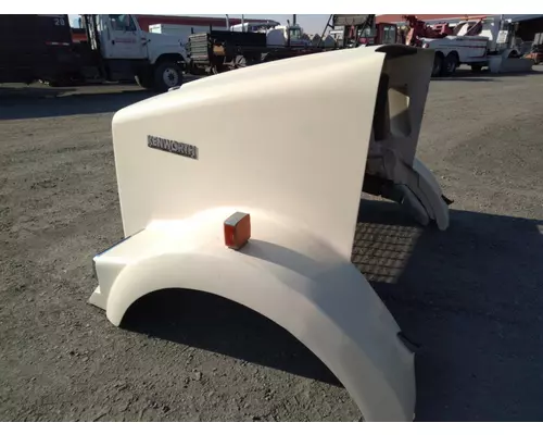 KENWORTH T800 Hood