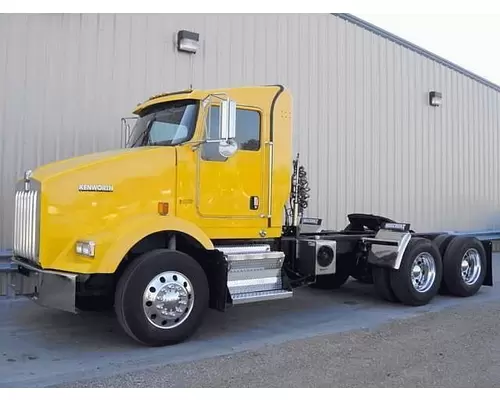 KENWORTH T800 Hood