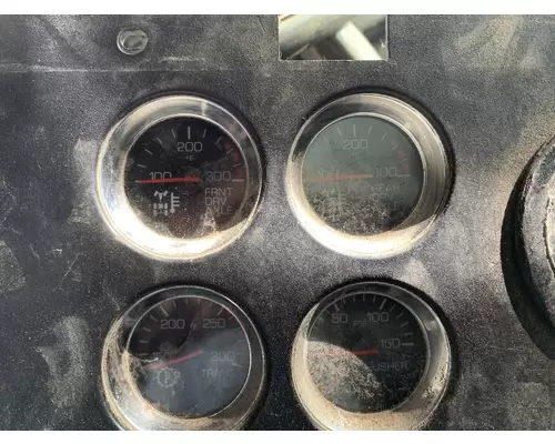 KENWORTH T800 Instrument Cluster