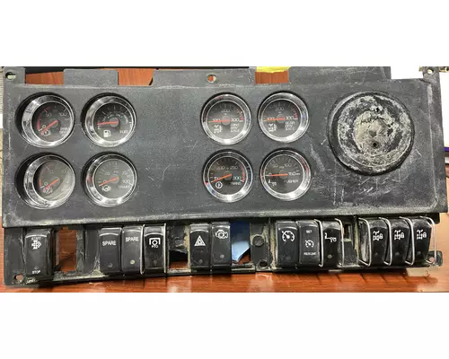 KENWORTH T800 Instrument Cluster