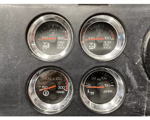 KENWORTH T800 Instrument Cluster