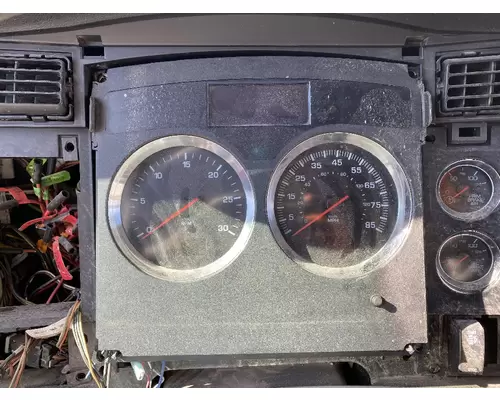 KENWORTH T800 Instrument Cluster