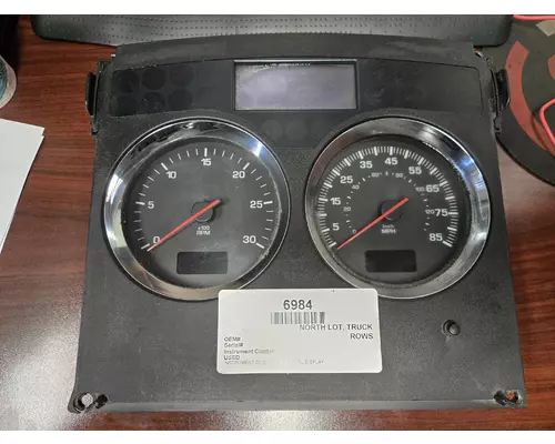 KENWORTH T800 Instrument Cluster