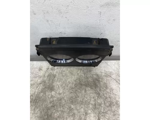 KENWORTH T800 Instrument Cluster
