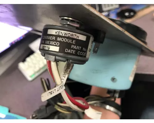 KENWORTH T800 Instrument Cluster