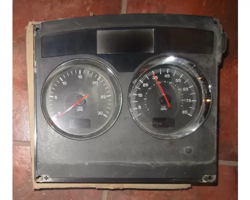 KENWORTH T800 Instrument Cluster