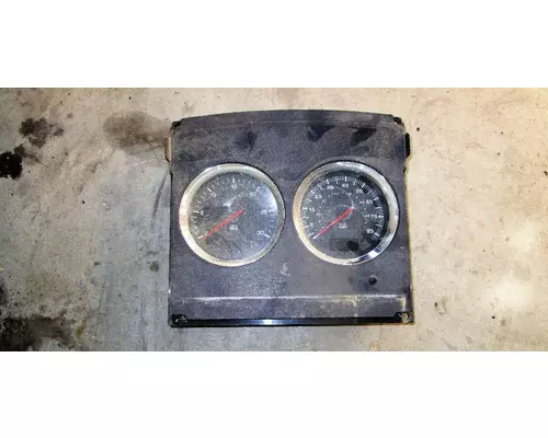 KENWORTH T800 Instrument Cluster