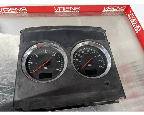 KENWORTH T800 Instrument Cluster