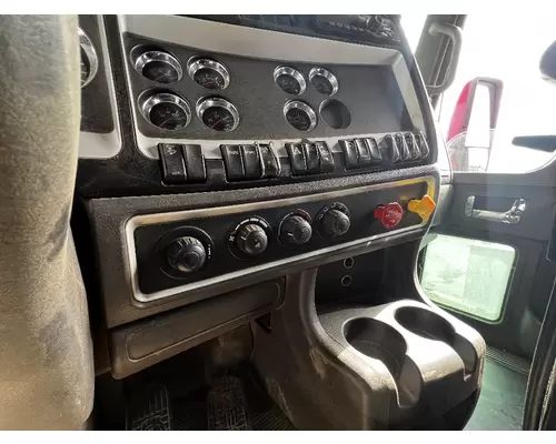 KENWORTH T800 Instrument Cluster