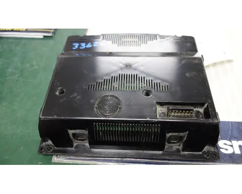 KENWORTH T800 Instrument Cluster