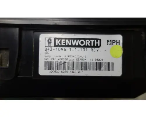 KENWORTH T800 Instrument Cluster