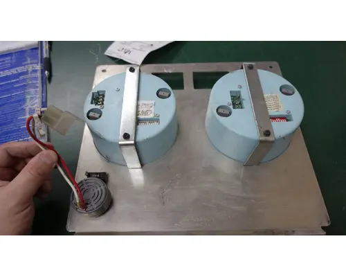 KENWORTH T800 Instrument Cluster