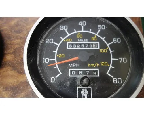 KENWORTH T800 Instrument Cluster