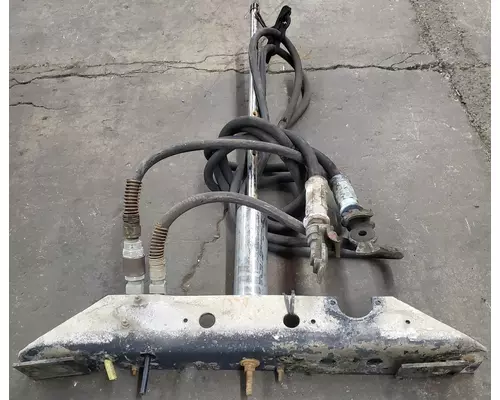 KENWORTH T800 POGO stick, Airelectrical line mount