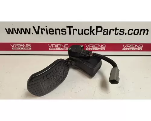 KENWORTH T800 Pedal 
