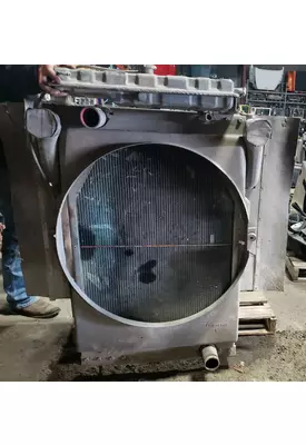 KENWORTH T800 Radiator