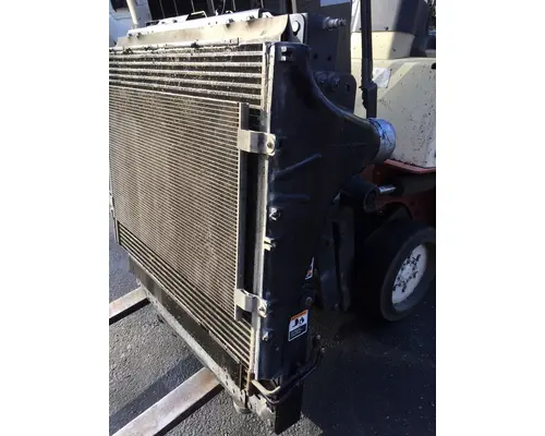 KENWORTH T800 Radiator