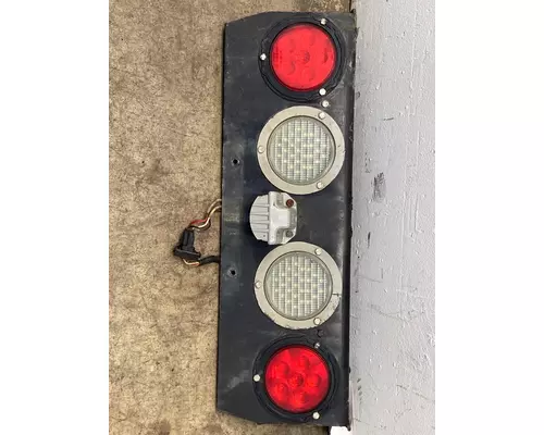 KENWORTH T800 Rear Light Panel