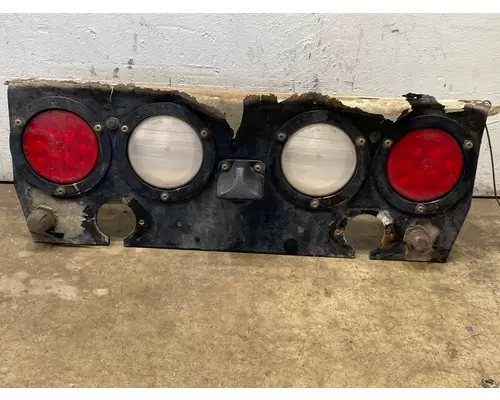 KENWORTH T800 Rear Light Panel