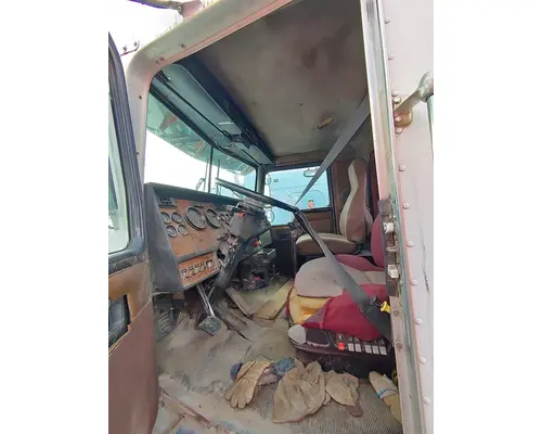 KENWORTH T800 Rebuilders