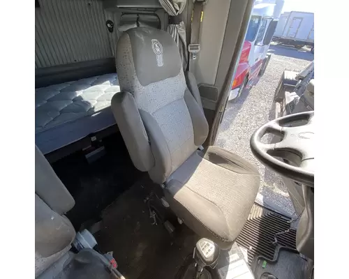 KENWORTH T800 Seat, Front