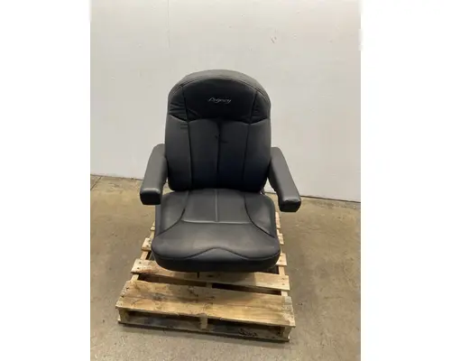 KENWORTH T800 Seat, Front