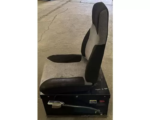 KENWORTH T800 Seat, Front