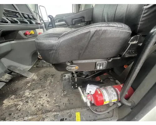 KENWORTH T800 Seat, Front