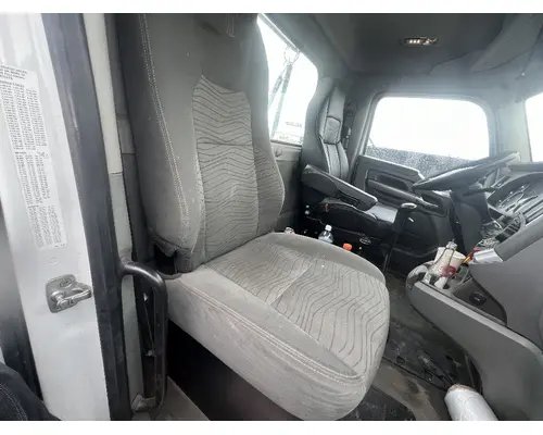 KENWORTH T800 Seat, Front