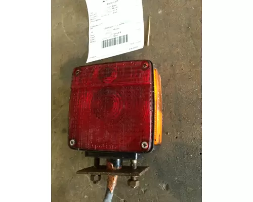 KENWORTH T800 Signal Light