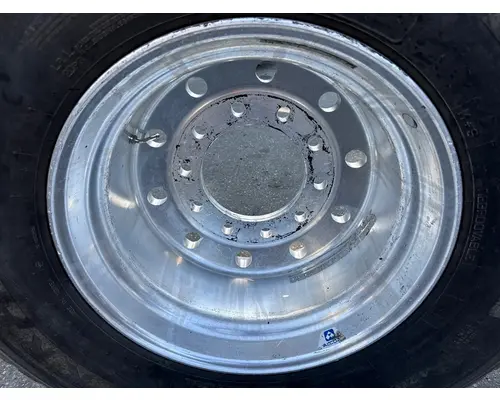 KENWORTH T800 Tire and Rim