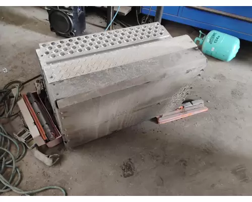 KENWORTH T800 Tool Box