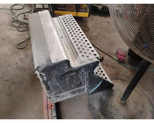 KENWORTH T800 Tool Box