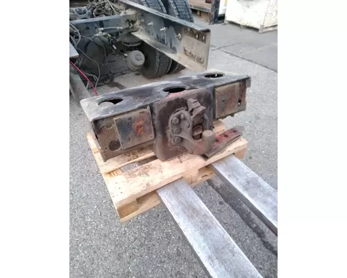 KENWORTH T800 Trailer Hitch