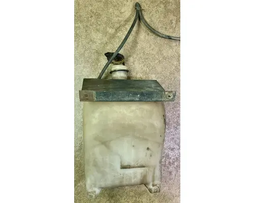 KENWORTH T800 Windshield Washer Reservoir