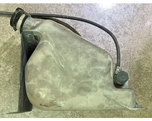 KENWORTH T800 Windshield Washer Reservoir
