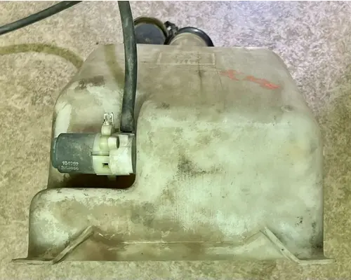 KENWORTH T800 Windshield Washer Reservoir