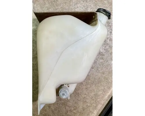 KENWORTH T800 Windshield Washer Reservoir