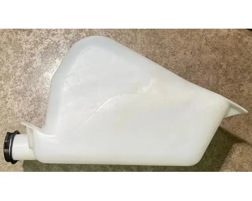 KENWORTH T800 Windshield Washer Reservoir