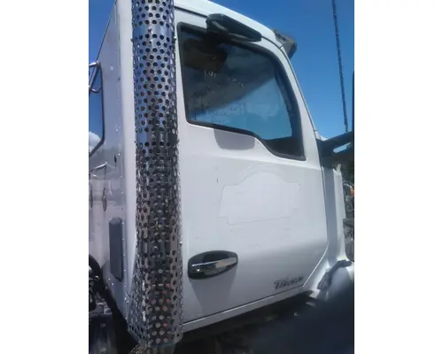 KENWORTH T880 2013-2026 DOOR ASSEMBLY, FRONT